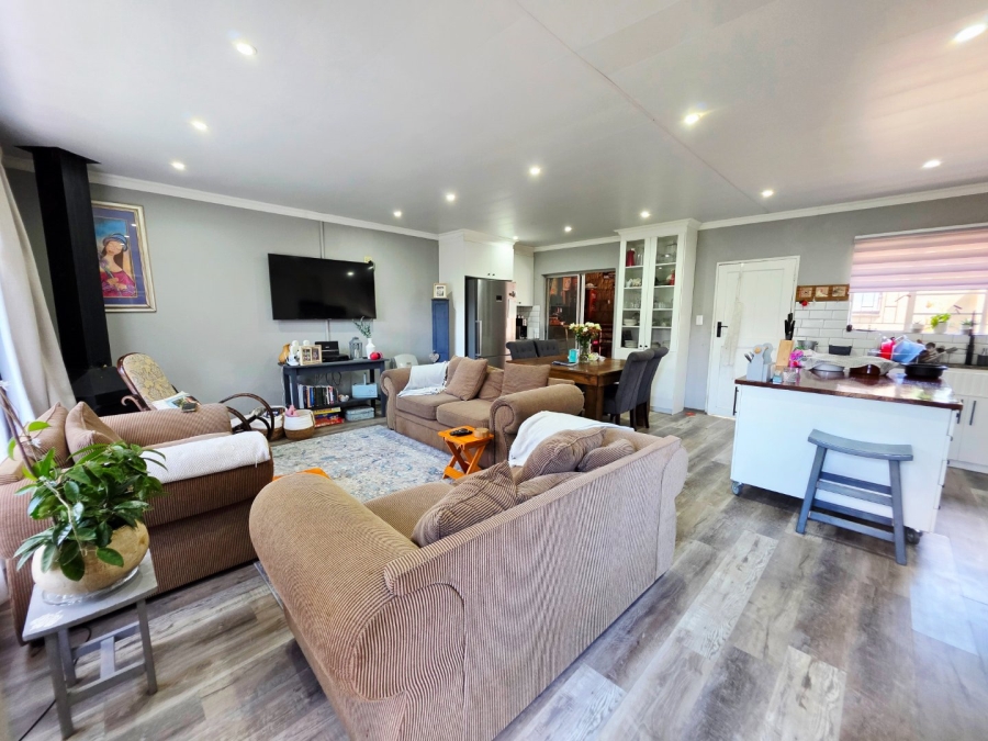 3 Bedroom Property for Sale in Pellissier Free State